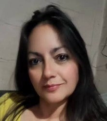 Valentina Rivera - Compradora de Facebook